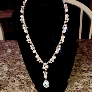 Elegant Rose Gold Pear Shape Necklace NWT